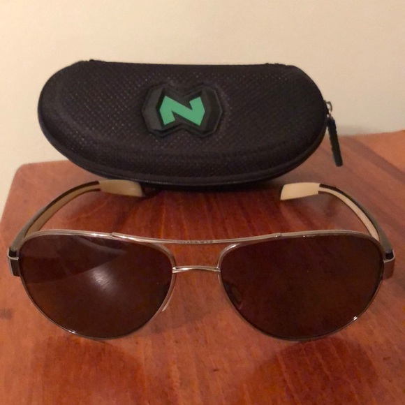 Native Accessories - Native polarized sunglasses